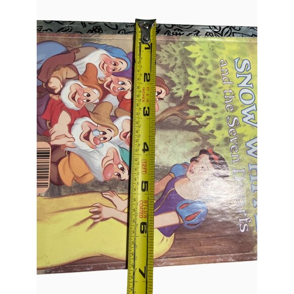 Walt Disneys Snow White And The Seven Dwarfs Little Golden Book 1984 Edition - Picture 15 of 15